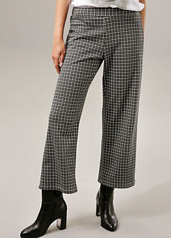 Aniston Houndstooth Wide Leg Culottes