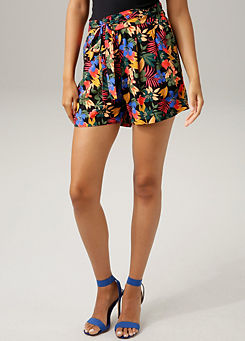 Aniston Leaf Print Shorts