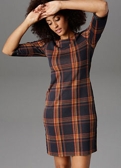 Aniston Selected Chequered Dress