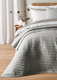Bianca Quilted Lines Bedspread
