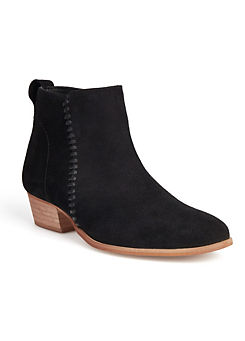 Freemans Suede Western Short Ankle Boots