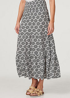 Izabel London White & Black Geo Print High Waist Maxi Skirt
