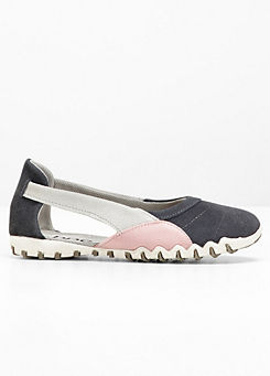 Leisure Cut-Out Side Ballerinas