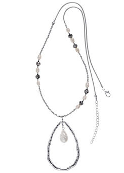 Witt Pearl Pendant Long Necklace