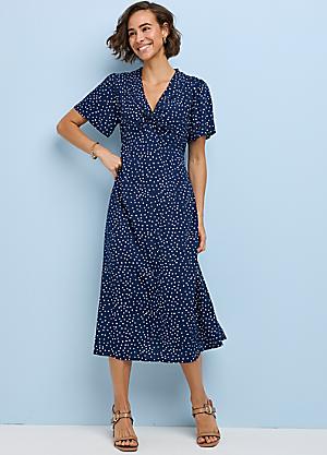 size 16 holiday dresses 32 Plus-Size Holiday Party Dresses To Style This Season
