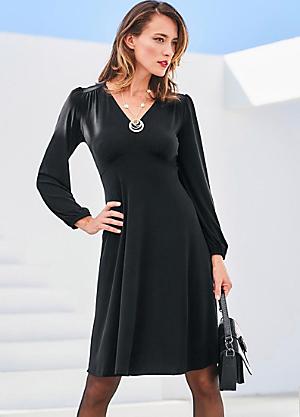 black dress size 18