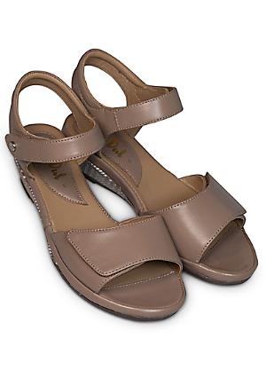 van dal ione sandals