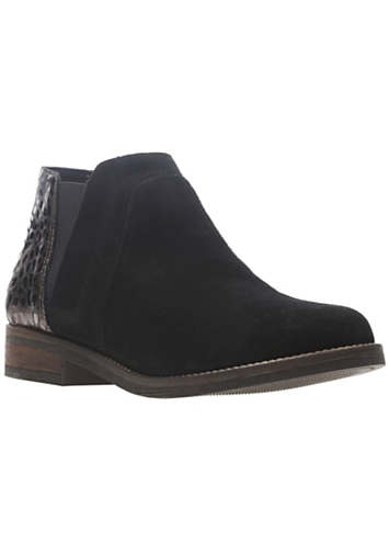 clarks demi beat boots