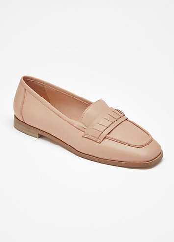 CC LOAFERS IN LIGHT PINK LAMBSKIN