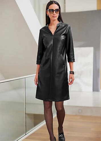 Black quarter length outlet sleeve dress