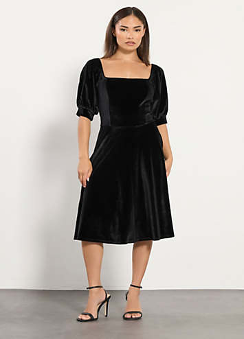 PixieGirl-Petite-Square-Neck-