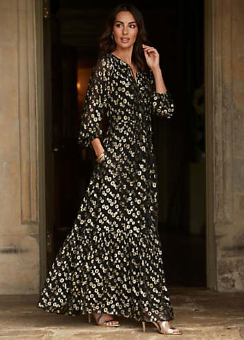 Black and gold outlet maxi