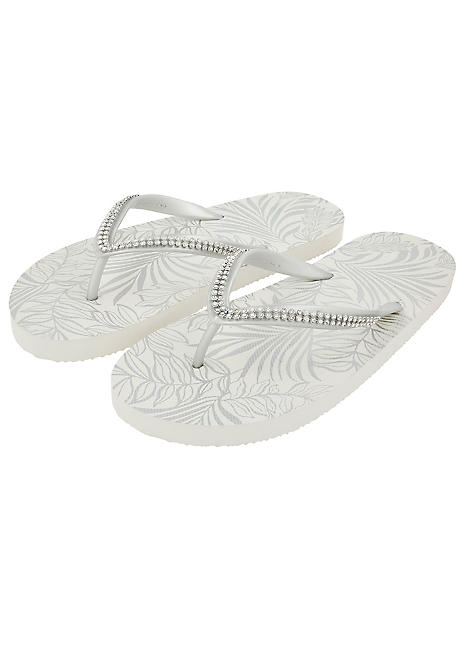 accessorize black flip flops