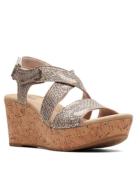 Clark wedge sandals on sales sale