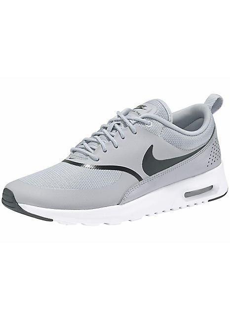 thea nike trainers