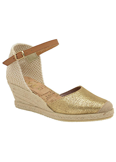 Ravel deals wedge sandals