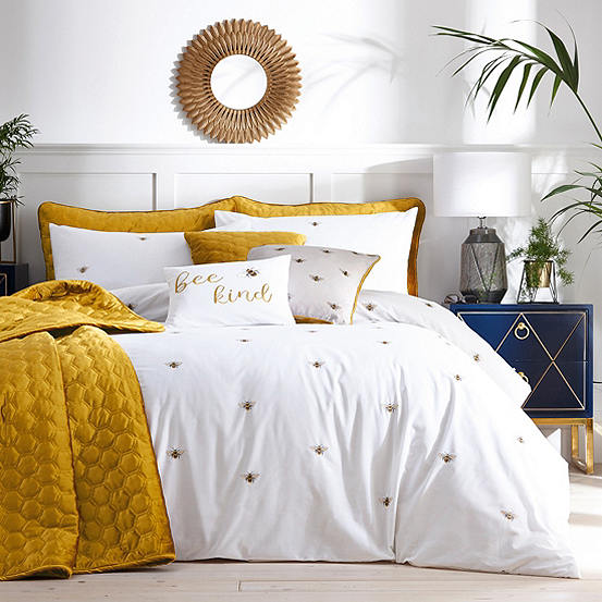 Bee Kind Embroidered Duvet Cover & Pillowcase Set