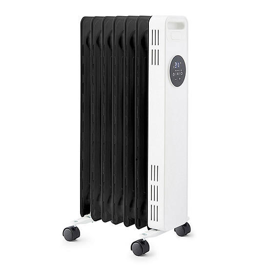 Black and Decker 1.5KW Oil Filled Radiator with Remote - White