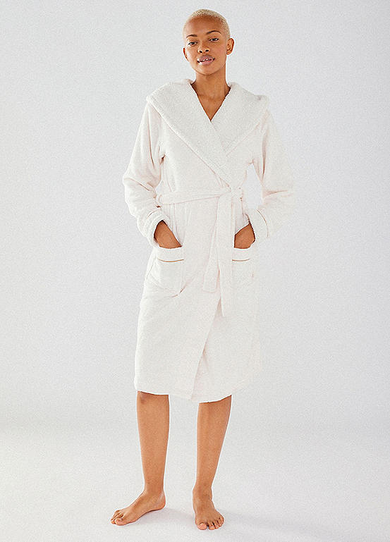 Chelsea Peers NYC Fluffy Dressing Gown | Kaleidoscope