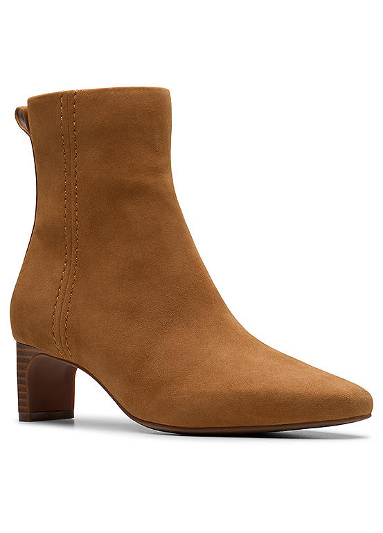 clarks tan suede boots