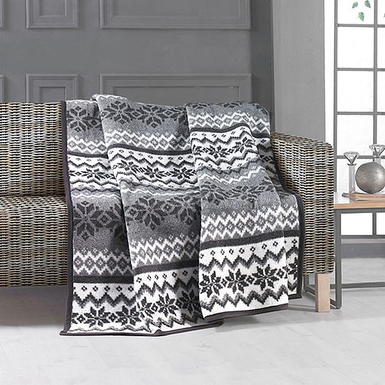Country Club Grey Nordic Luxury Blanket