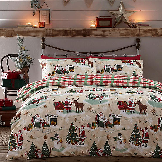 FURN Jolly Santa Duvet Set | Kaleidoscope