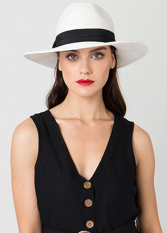 Pia Rossini Tobago White & Black Hat