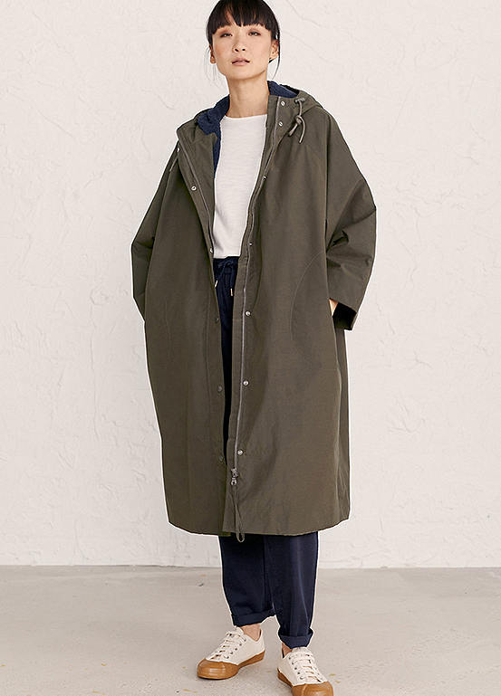 Seasalt Cornwall Exploring Waterproof Changing Robe Green Kaleidoscope