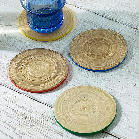 Sur La Table Colour Me Happy Set of 4 Mixed Coloured Mugs Bamboo Coasters