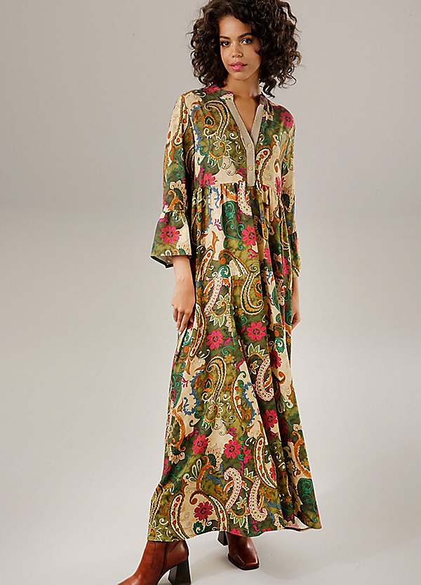 quarter length sleeve maxi dress