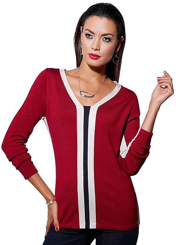 sweater with long sleeves