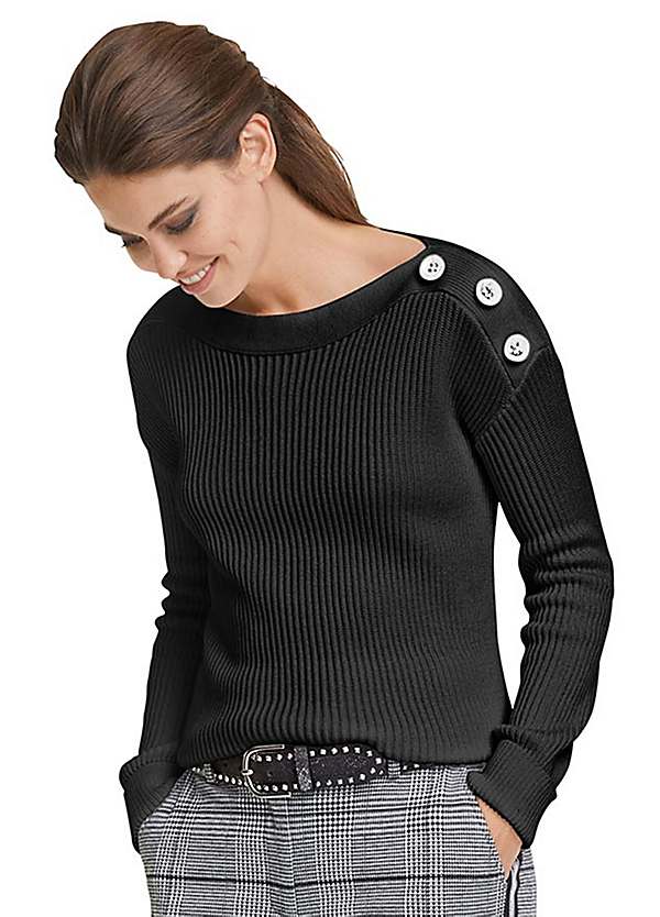 button shoulder jumper