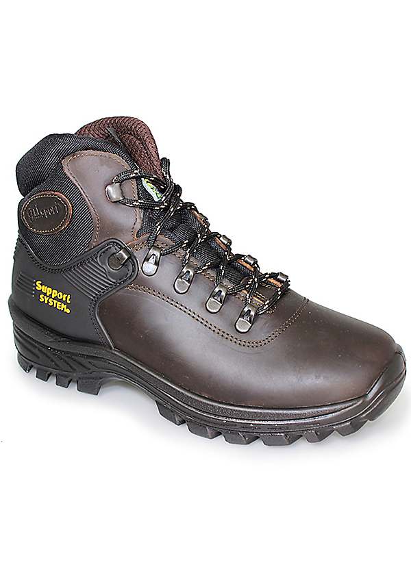 Entry level hotsell hiking boots