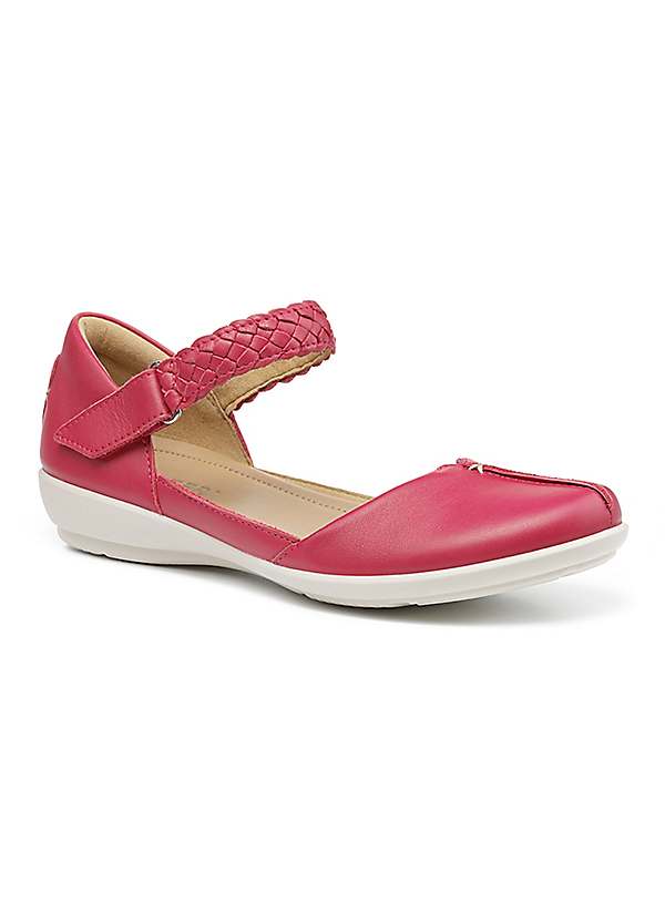 wide fit casual shoes womens