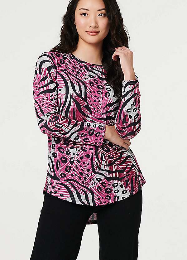 Izabel London Animal Print Long Sleeve Curve Hem Top Kaleidoscope