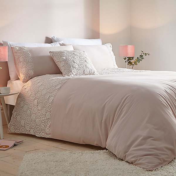 Standard Pillowcase in Blush