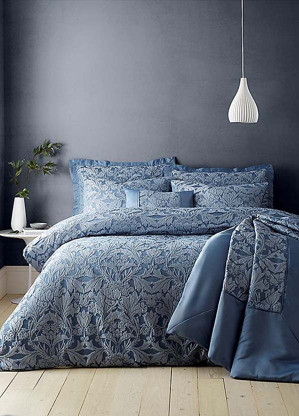 Dresses at kaleidoscope Clearance