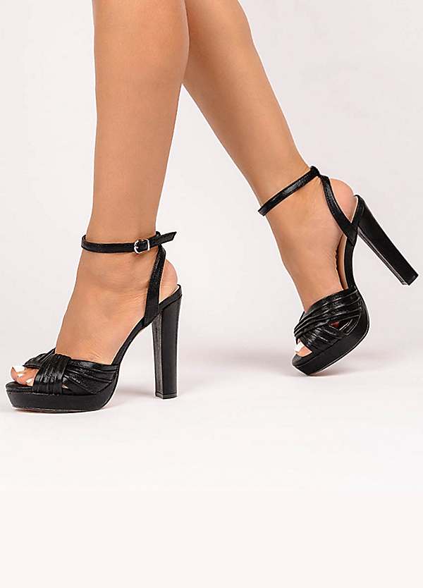 Platform shoes with ankle strap hotsell