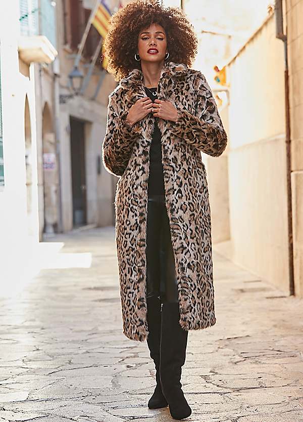 Sosandar Faux Fur Shawl Collar Overcoat Sosandar Leopard Print