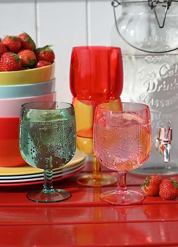 Outdoor wine glasses hotsell